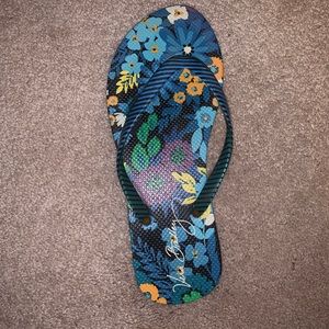Vera Bradley Flip Flops-Like New